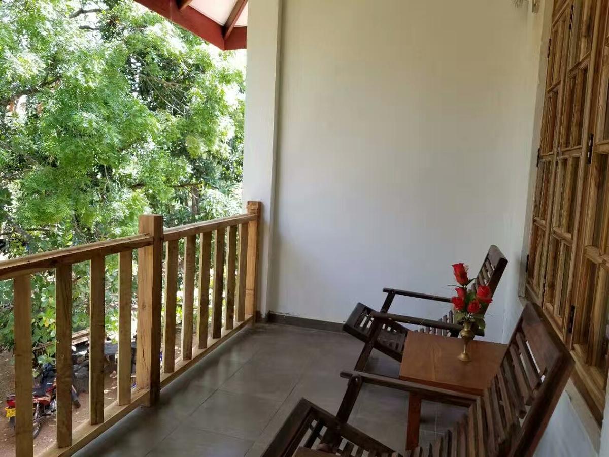 Isanka Lion Lodge 시기리야 외부 사진