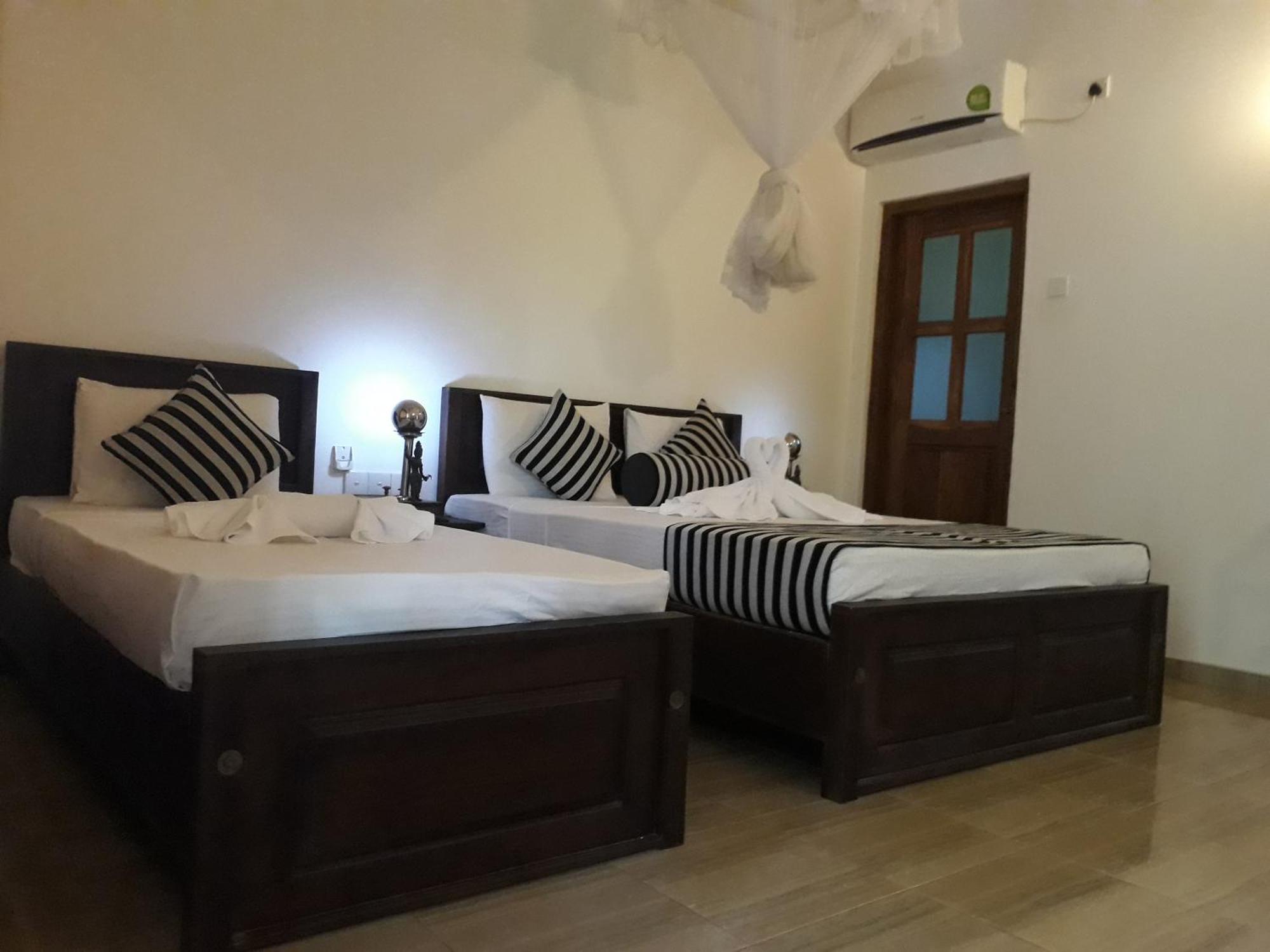 Isanka Lion Lodge 시기리야 외부 사진